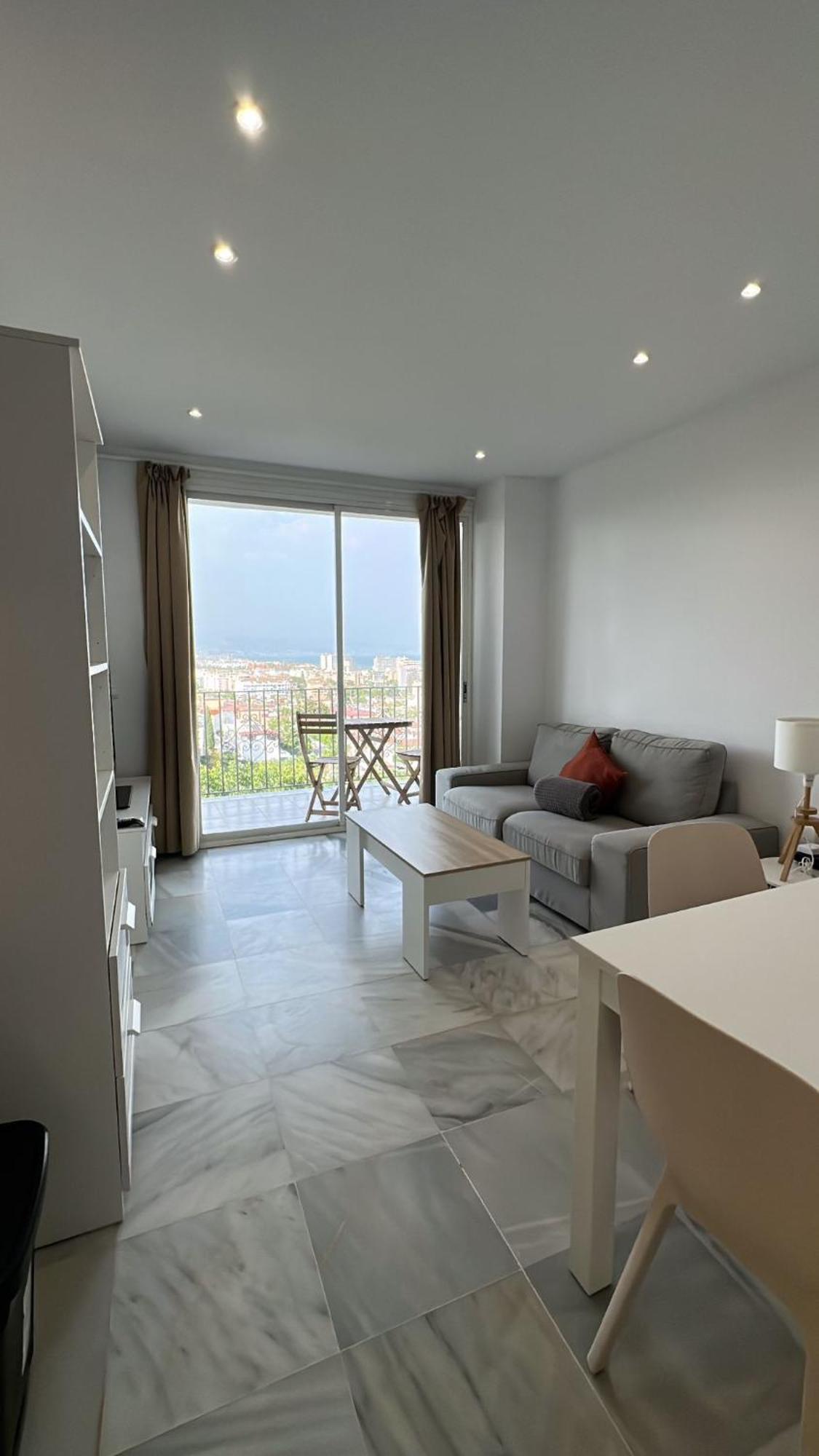 Apt Buenavista En Torremolinos Increibles Vistas Hacia Malaga 5Min Del Centro Y De La Playa Exterior foto
